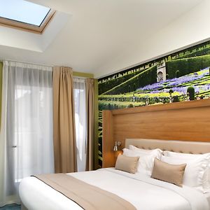 Suite eiffel tower con letto king size